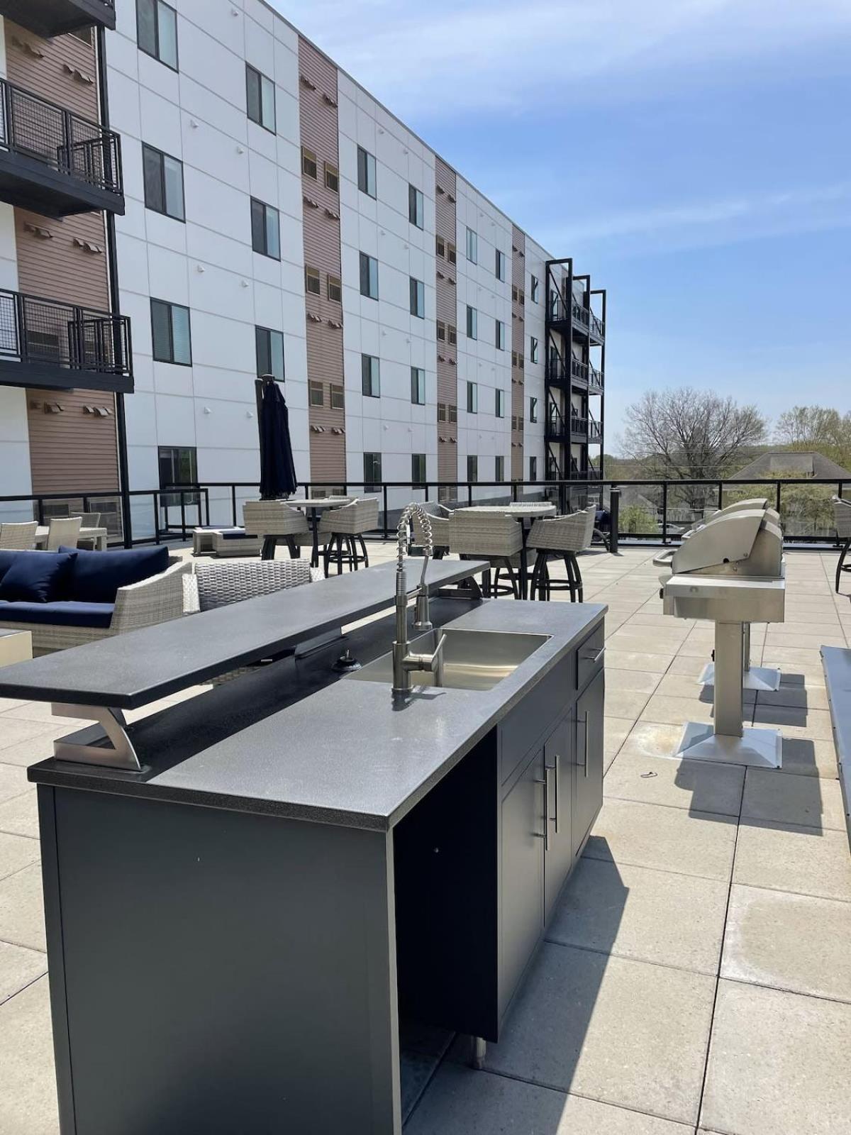 2 Bedroom Brand New Apartment Near Mayo, Park Free Rochester Exterior foto